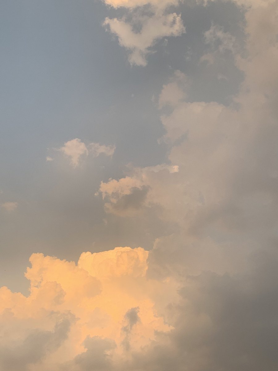indytripper's tweet photo. Cloud cakes https://t.co/yis6iPCcf1