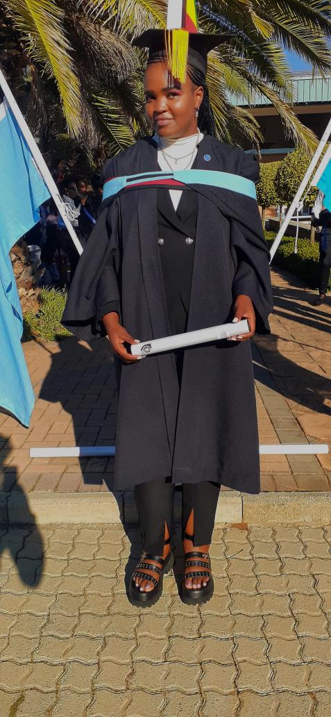 NtombizikhonaM's tweet photo. Officially #CUTALUMNI ๐โค๐๐ฟ๐๐ฟ
Factum est ๐๐ฟ๐ https://t.co/SnX2lvQpBY