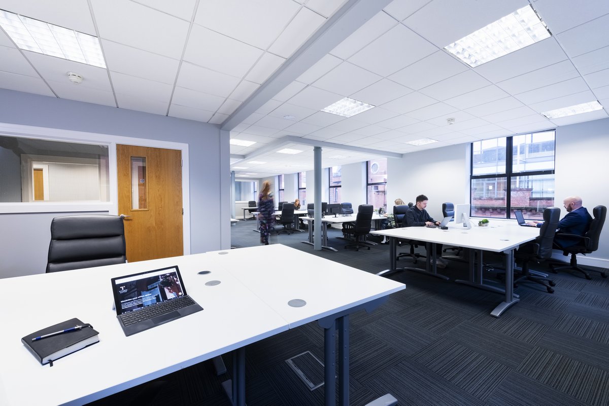 Titanic Suites tweet media