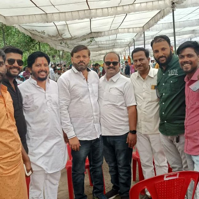 JitendraSGIYC's tweet photo. आज भोपाल में बेरोजगारी, व्यापम घोटाला एवम् महंगाई के खिलाफ युवा कांग्रेस के हल्ला बोल "युवा शंखनाद" आंदोलन में साथियों के साथ सम्मिलित हुआ ।।
@VikrantBhuria @digvijaya_28  @OfficeOfKNath @ASinghINC @MPArunYadav @sajjanvermaINC @IYCMadhya @NSUIMP @jitupatwari @MChaudharyiyc https://t.co/udyUXF2G4n