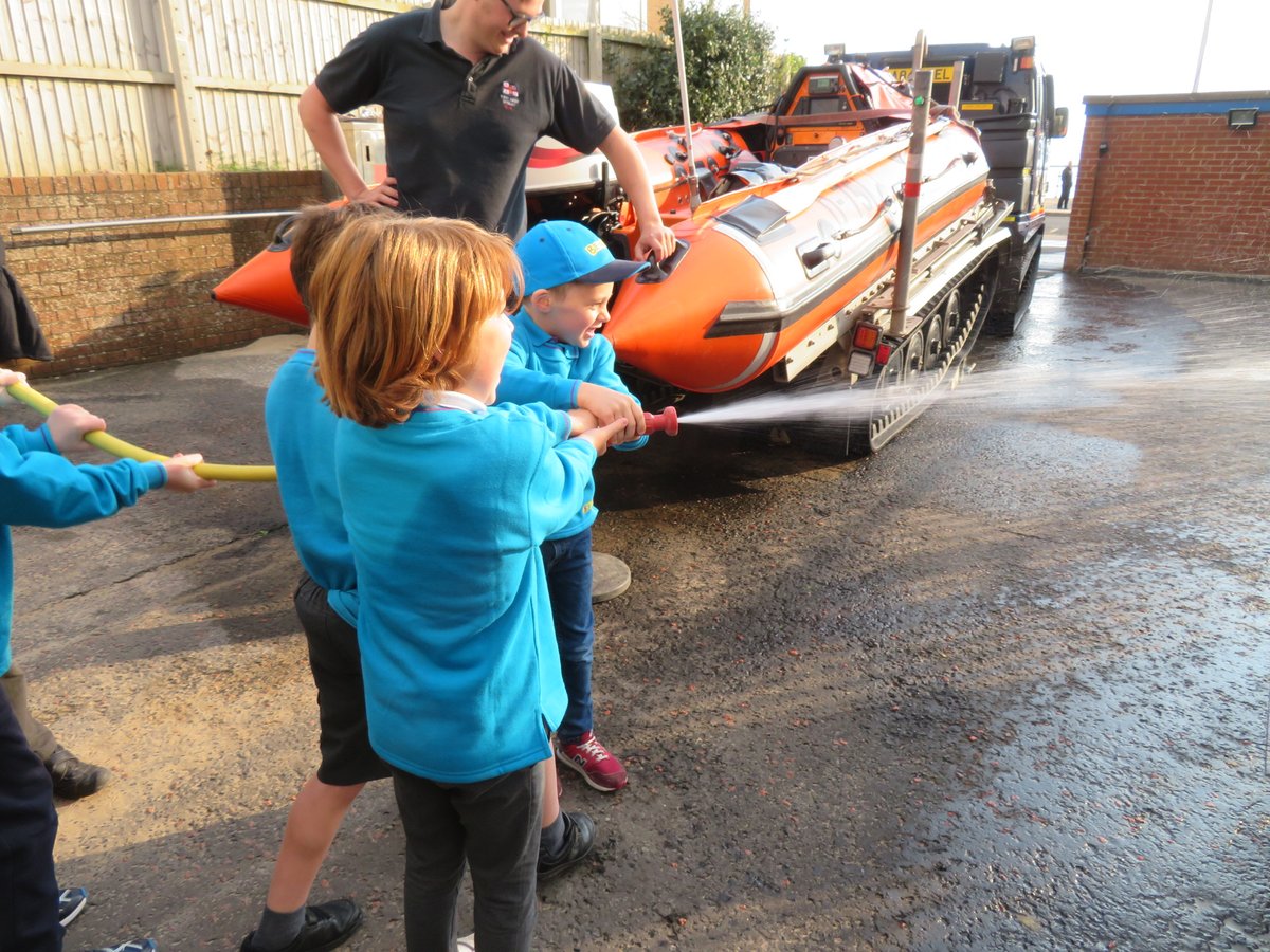 2ndWestKirby's tweet photo. A big thank you to #RNLIwestkirby and the #RNLI from all our Beavers who experienced their first taste of #SeaScouting learning water safety and #skillsforlife. All followed by an #investiture ceremony as start of their journey @scouts #westwirral #westkirby https://t.co/gKE9MxNRXk