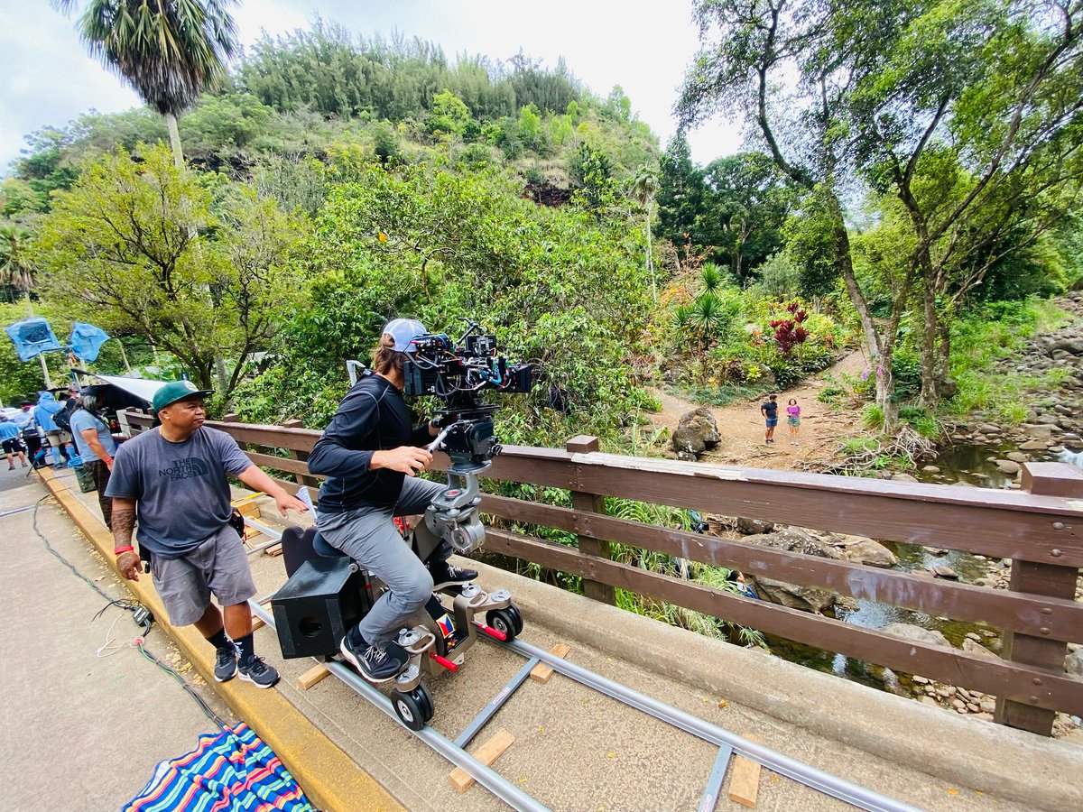 IslandFilmGroup's tweet photo. On set again with our Hallmark Ohana. Get ready for Summer Nights movies on the @hallmarkchannel - First up is Hidden Gems on JUNE 4! Stay tuned for more! https://t.co/688K2vyRON