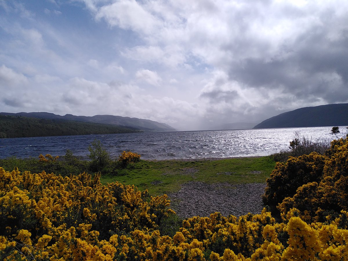 18_TheWall's tweet photo. Loch Ness. Kurz mal Nessie hallo gesagt #schottland https://t.co/MMWDKW435q