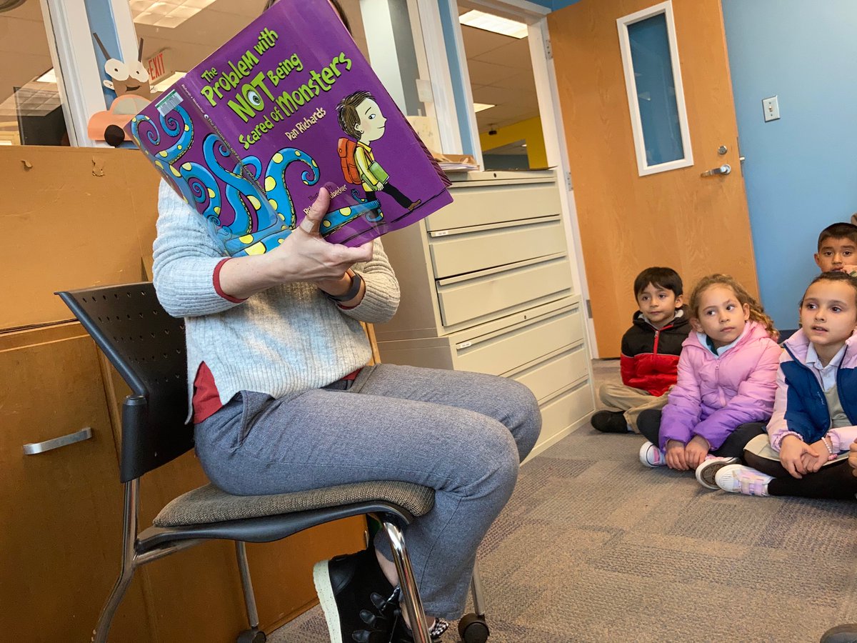 KinderKiddosABC's tweet photo. Thank you to the @LBPublicLibrary.  We loved the story and library scavenger hunt.  We loved our books so much we read them on the bus ride home ❤️#LBtogetherwecan 
@lbpsbilingual https://t.co/I9ZjDkBcWQ