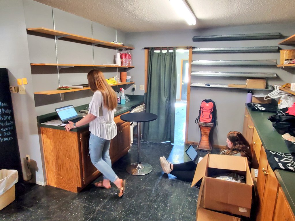 Multitasking at the store! 
Work + Studies = Success <a href="/PlattsburgTiger/">CCR3</a> #TigersOnMain