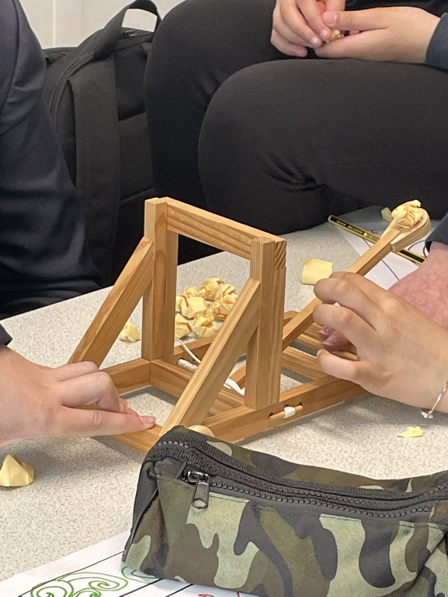 SHARE with Schools tweet media