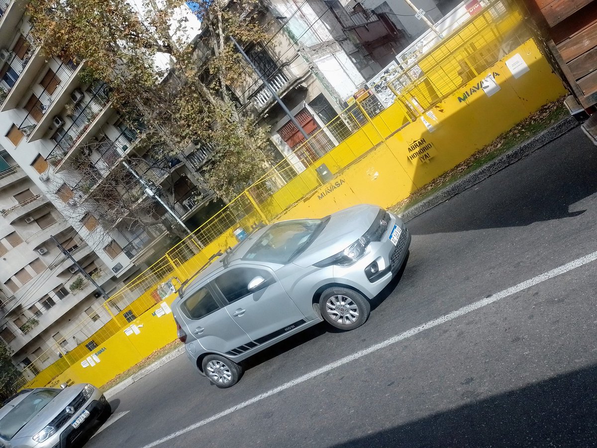 marh_h's tweet photo. #AbranHonorioYa @horaciorlarreta es todo lo que es, INMORAL, PELIGROSO CÍNICO, "hace, rompe y vuelve a hacer" campaña con nuestro dinero #EnfermeriaEsProfesional y NO lo reconoce porque paga salarios de pobreza!
#EnfermeriaDigna https://t.co/DQ7lZhquVT