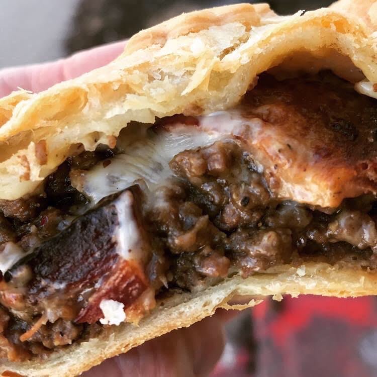 pie_humble's tweet photo. Bringing back a customer favourite for the Downtown Dartmouth Food Crawl! Happening today 5:30-8 💫💫💫

We will be donating $1 from the sale of each ‘Bacon Double Cheeseburger Pie That’s Not A Burger’ to our new neighbours #dartmouthcommunityfridge 🍔 + 🥧 = 💙 https://t.co/APLZm3JaLi