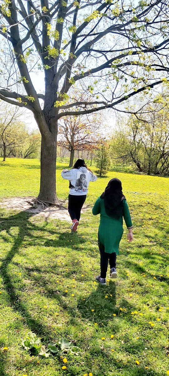 monique_smith00's tweet photo. #ThankfulThursday🌞@malvern_ps!
#smilingfaces
#studentwellbeing #GetOutsideMonth https://t.co/fHJFuwyuou