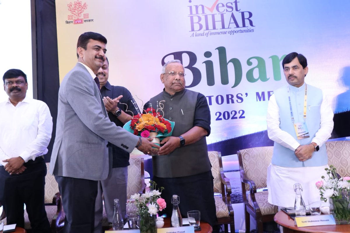 ShahnawazBJP's tweet image. Shri HM Bangur of Shree Cement, Shri Neeraj Akhouri of Ambuja Cement and Debashish Dasgupta of HUL were some other eminent business leaders who participated in the event. (4)

#InvestBihar
#BiharInvestorsMeet2022