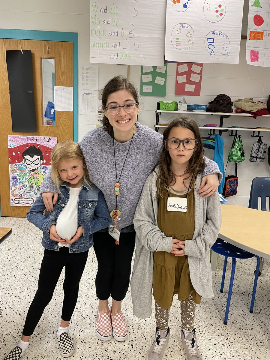 KinderWithKatie's tweet photo. Triplets, oh my! Love how creative these girls were for teacher/student swap day! #casadecooke @WTCookeSchool https://t.co/h0d0xA2kK0