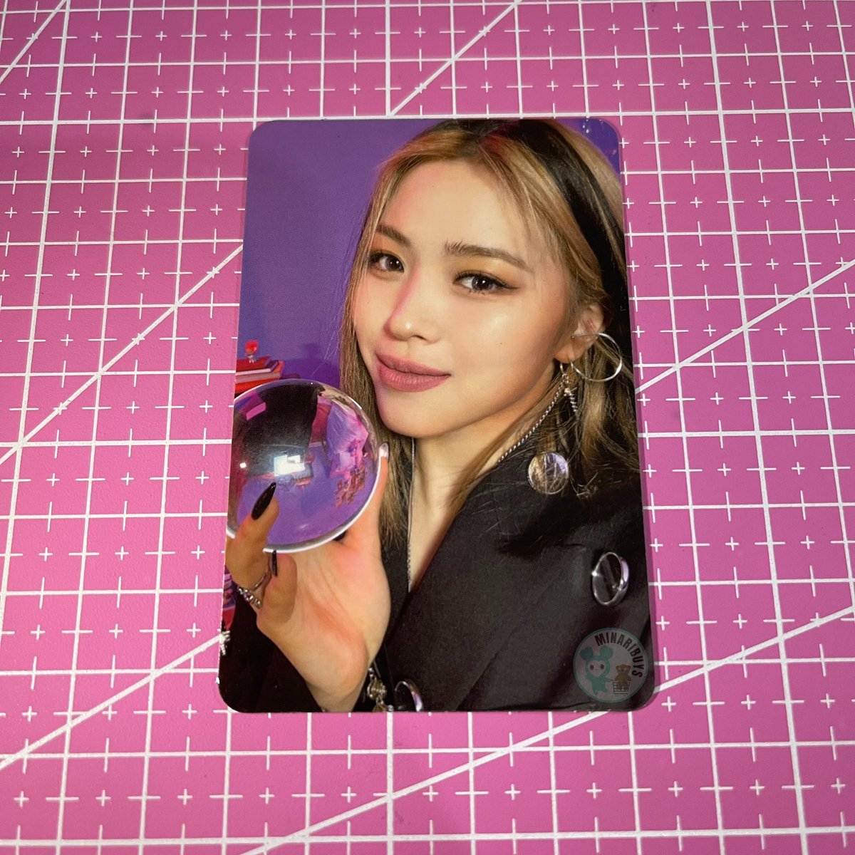 minaribuys's tweet photo. ꒰ #minarimails 💌 ꒱

aaaaaa the last pc i needed to complete my ot5 crystal ball agenda!! thank you so much for trading with me @hwangzakire ♡ the packaging and freebies are so cute hehe thank you also for packing it securely ^^

˗ˏˋ #hattfeedback ´ˎ˗ https://t.co/YJdJtW69k4