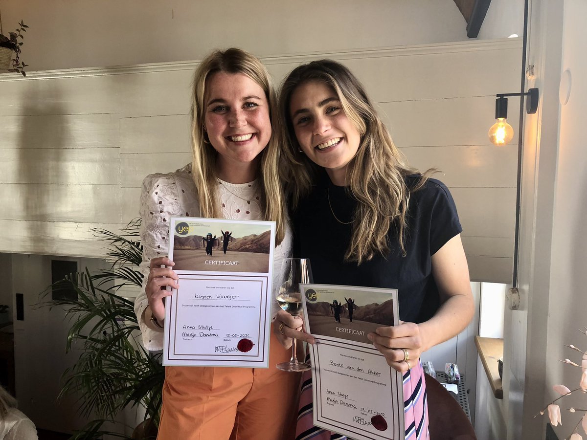 Onze TOPpers <a href="/bentevdakker/">Bente van den Akker</a> en <a href="/kirstenwaaijer/">kirstenwaaijer</a> hebben het TOPprogramma afgerond 🔥📷 #talent #ontwikkel #proud