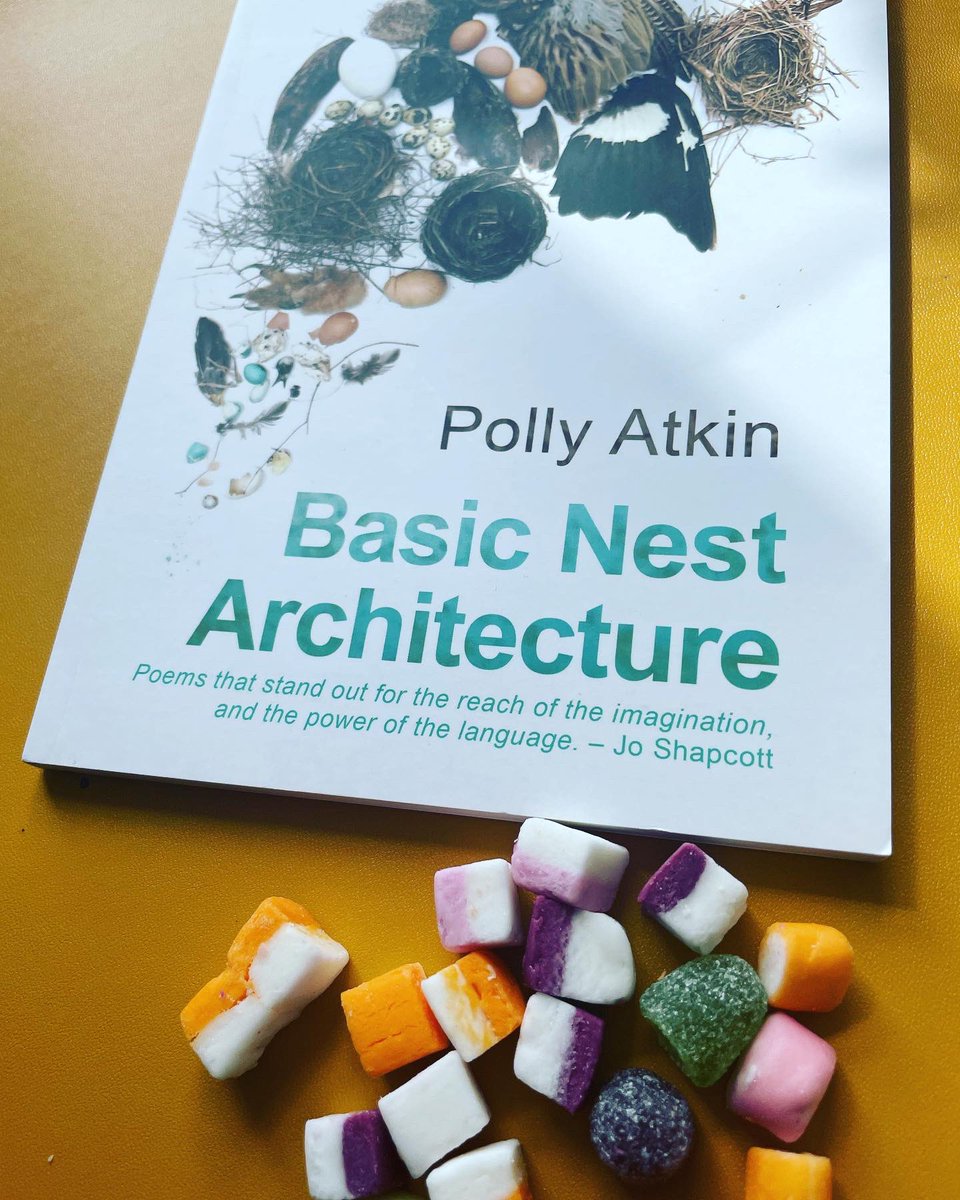 writer_suzy's tweet photo. ‘Splintered midnight in flight’
The gorgeous words of @pollyrowena from Jack Daws.
And some dolly mixture. #poemsandsweets #basicnestarchitecture #writerscommunity #jackdaws https://t.co/QKu5DmRlWY