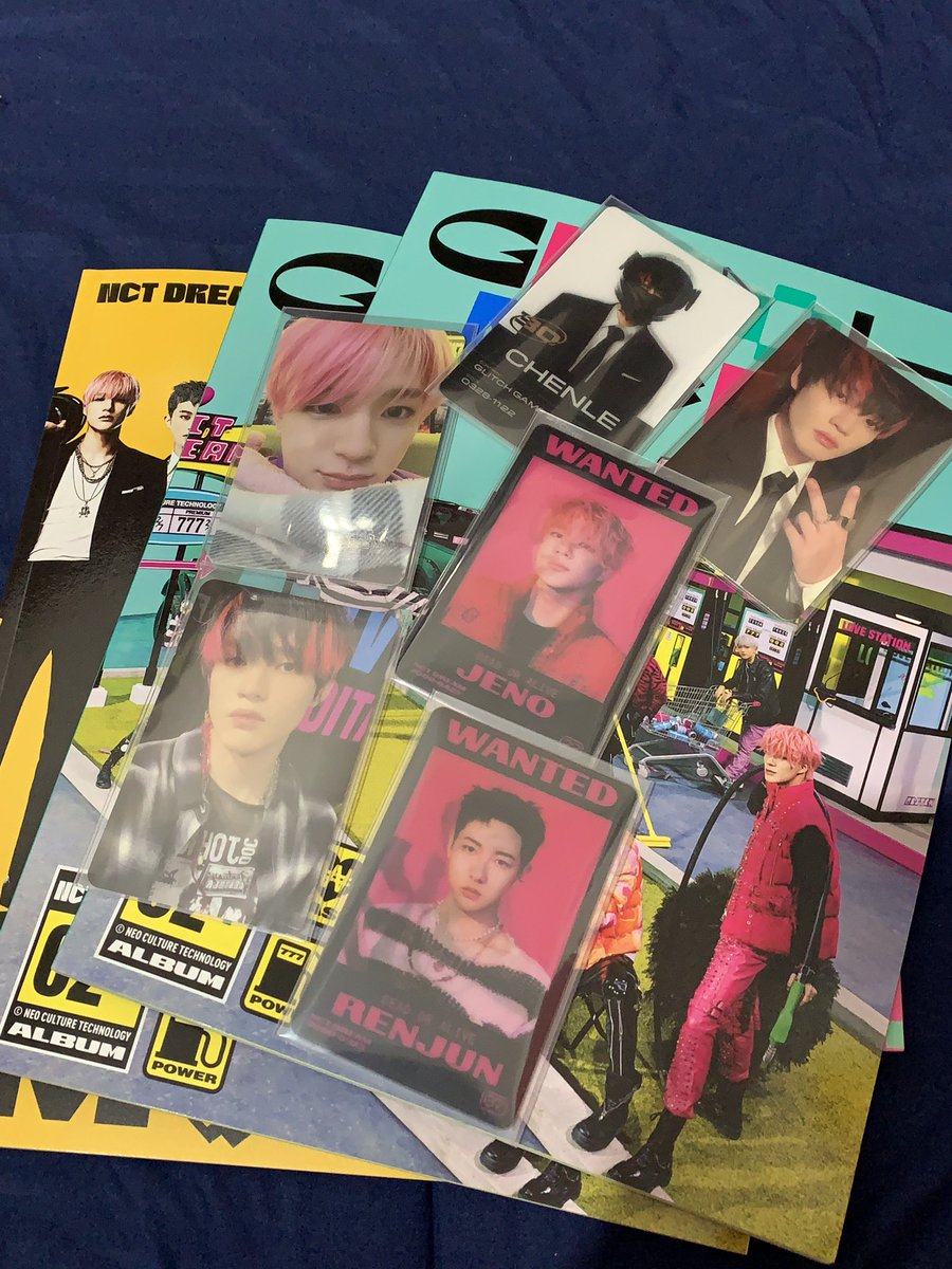 yoithaul's tweet photo. hello @jenoscart, my glimo albums finally arrived !! tysm for packing it securely, didn’t expect my pulls talaga 🥹 thank you ulit !

 #JCFEEDBACKS https://t.co/l5FR0EES8O