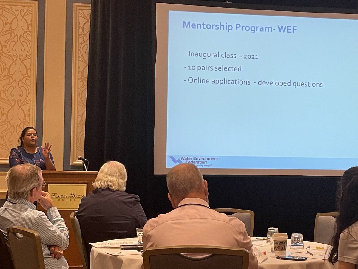 PaulTBowen's tweet photo. Mentorship at @WEForg and #SYPC lead by @nashita216 AzWEA #wefmax @WEForg https://t.co/fb0Hz7M39n