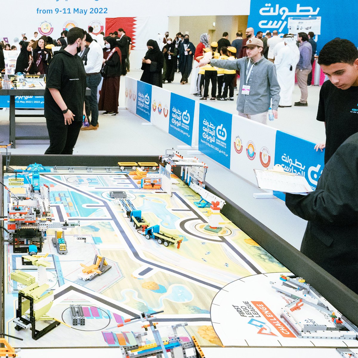 qscientific's tweet photo. جانب من مشاركة الفرق في مسابقة روبوت FLL  ببطولة المدارس للروبوت الرابعة عشر التي نظمتها وزارة الرياضة والشباب ممثله في #النادي_العلمي_القطري وبالتعاون مع وزارة التربية والتعليم والتعليم العالي والجمعية العربية للروبوت والذكاء الاصطناعي
@MSYQatar
@Qatar_Edu https://t.co/UtQqAGBnAe