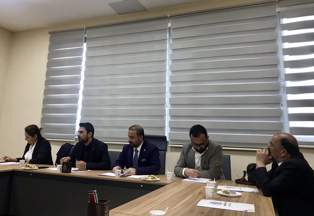 VanEngelliHK's tweet photo. 10-16 Mayıs Engelliler Haftası nedeniyle Engelli STK Temsilcilerinin ve Van YYÜ Engelliler Araştırma ve Uygulama Merkezinin katılımı ile engelli bireylerin yaşadığı sorunların üzerinde durduğumuz çalıştayımızı gerçekleştirdik. Katılım sağlayan üye ve temsilcilere te��ekkür ederiz. https://t.co/sOTTRDcLP6