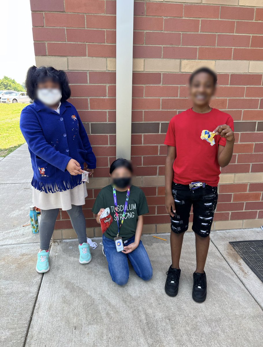 MrsBroeder's tweet photo. We are thinking Environmentally this Thursday @tusculumes by cleaning our playground of litter. @MNPS_kidshealth #MNPSWellnessWeek2022 https://t.co/t2oLGOb8Vh