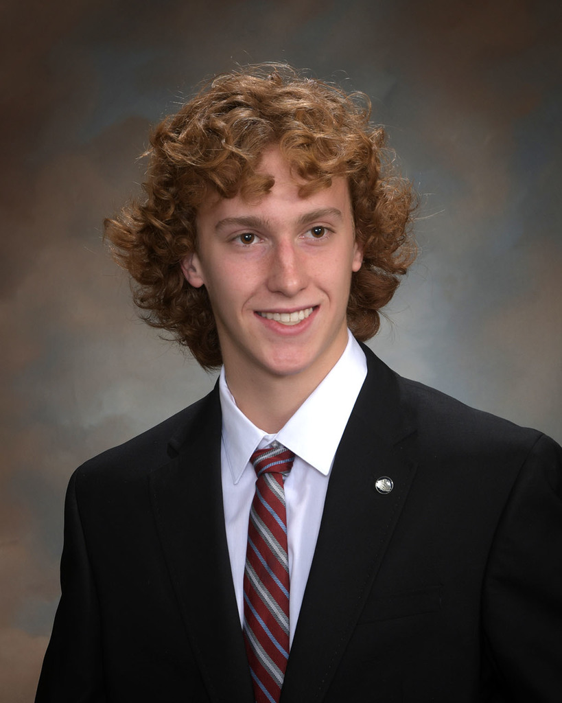 Congratulations to seniors Kyle Young, Garrett Anderson, Drew Batye, and Amanda Brade on your achievements! Visit chillicotheschools.org/o/chs/page/sen… to learn more about their time at CHS.