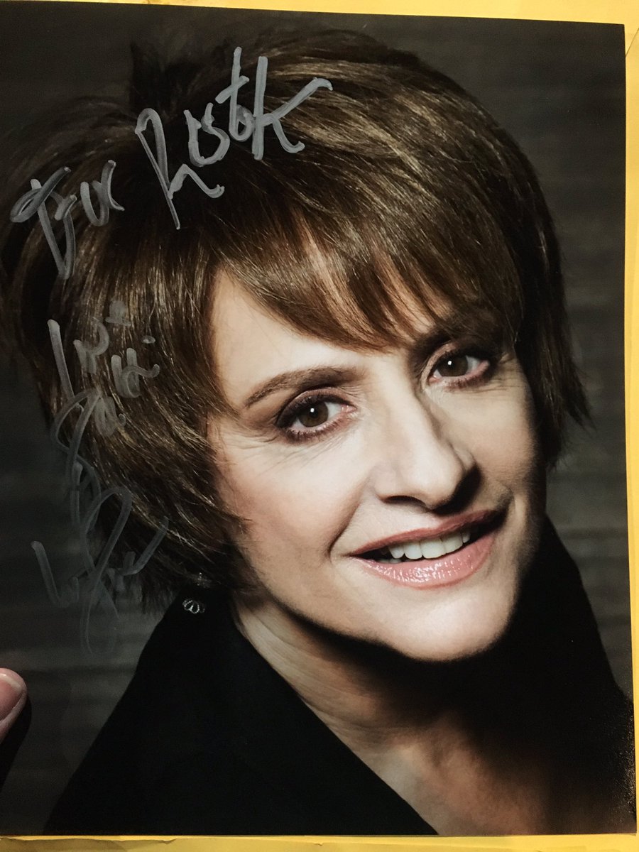 Ruth_Lockwood's tweet photo. @PattiLuPone I just want to say a huge blubbering thank you for the signed photograph, such a gorgeous surprise on my opening night! You’re the only portrayal of Eva I care about! ☺️💕 been channeling Patti all week! https://t.co/T65Wdbi5e1