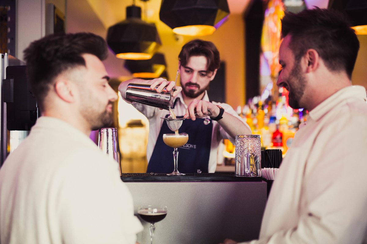 MrWilsonsSheff's tweet photo. Did you call in to see Mr Wilson &amp; Capone on the opening weekend?

For bookings visit https://t.co/VnEdudKR95 https://t.co/zEuiu3gXkM