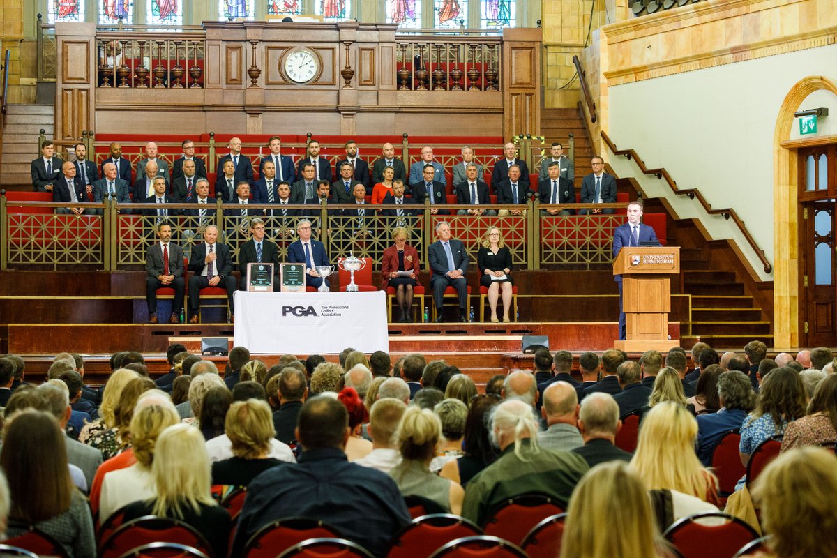 ThePGA's tweet photo. 🎓 A huge thank you and congratulations once again to all of the 2020 and 2021 graduates here at @unibirmingham

Find out where a career with The PGA might take you - 👉 https://t.co/nfQ3uQgvnm https://t.co/aX17UXvR4c