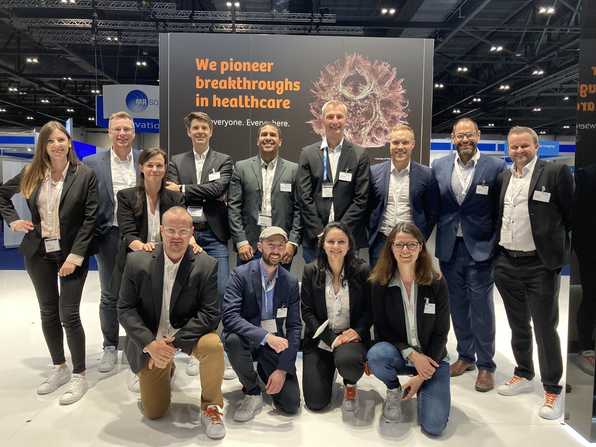 eliroccia's tweet photo. Here’s the @ISMRM @SiemensHealth team!

Thanks everyone for stopping by our booth, for your interest in our work, and for the inspiring conversations.

It’s been great to meet again here in London and to learn about your exciting MR projects - let’s keep in touch! https://t.co/2asyUGWr3S