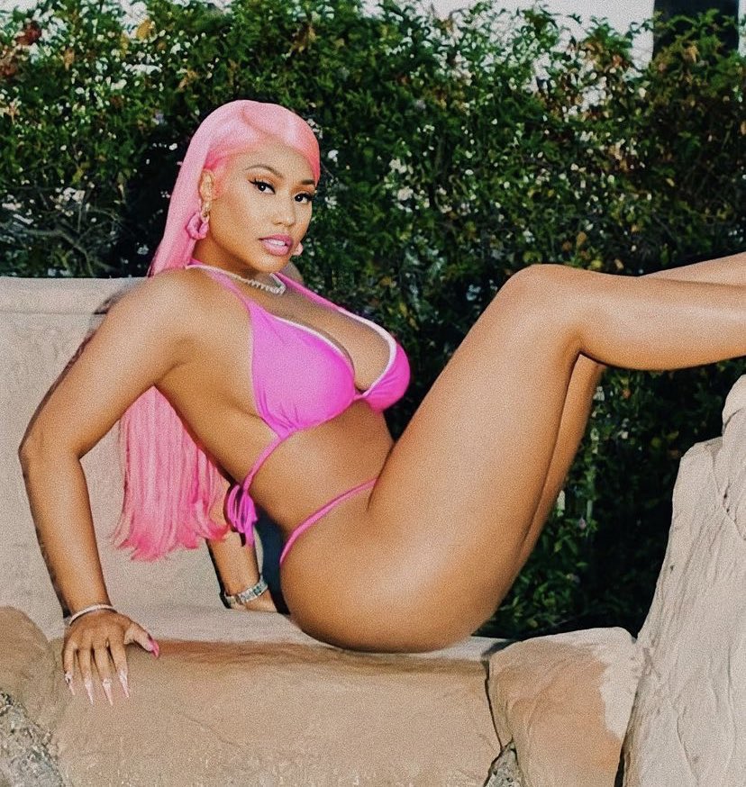 nmcaviar's tweet photo. .@NICKIMINAJ has reached 25.2 million followers on Twitter. She remains as the most followed female rapper on the platform.

— She earned +100K new followers in just 9 days. https://t.co/t6xYCZgTjd