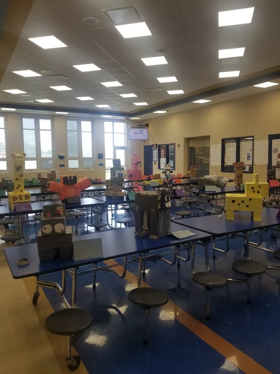 bis5thgrade's tweet photo. Gallery night tonight from 5pm-8pm. Check out these awesome 5th grade projects. Their projects will be on display in the 5th grade hallway, small cafe, and STEAM room. https://t.co/3cKnPjOxSa