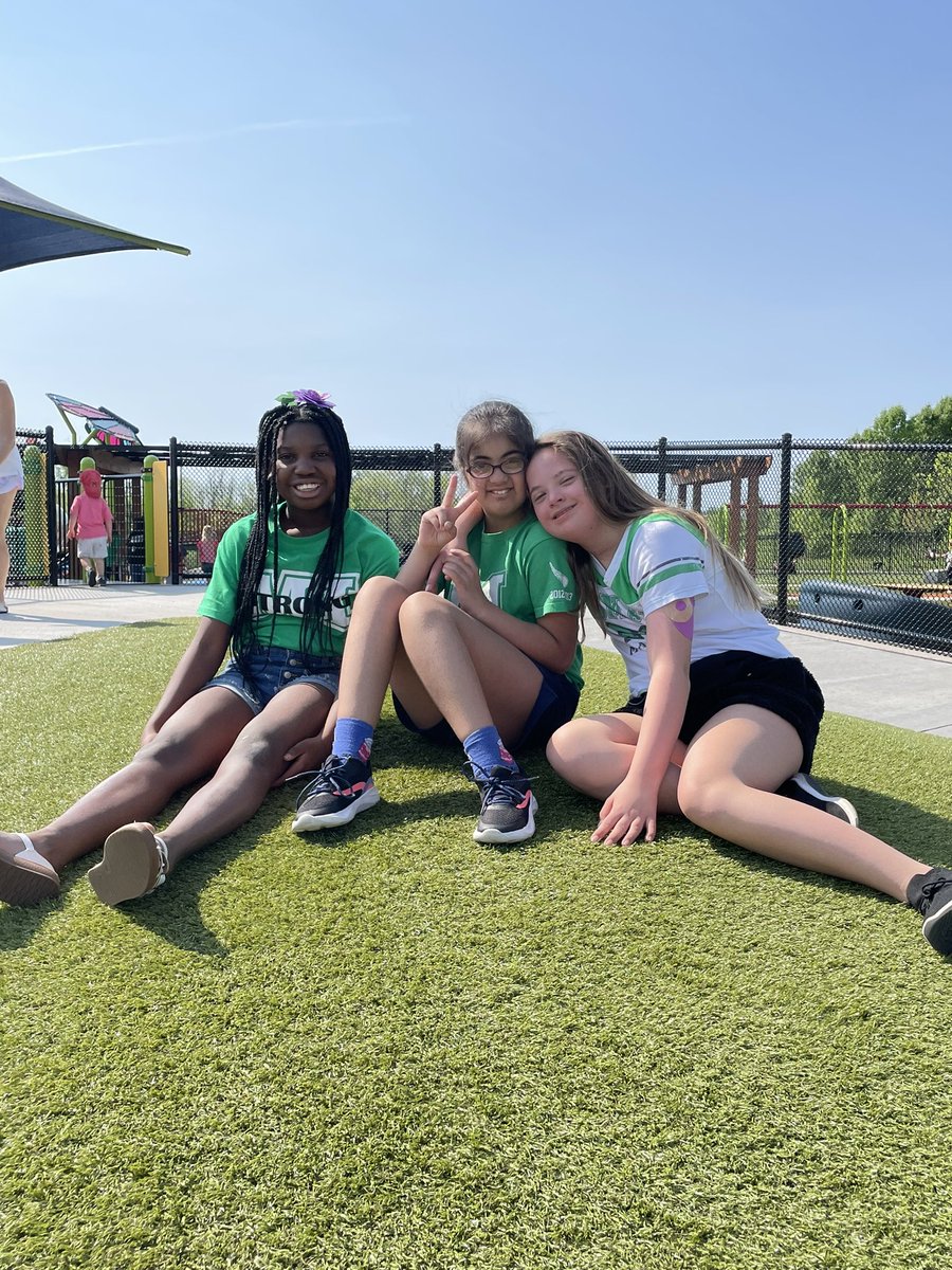 Jess Cassin tweet media