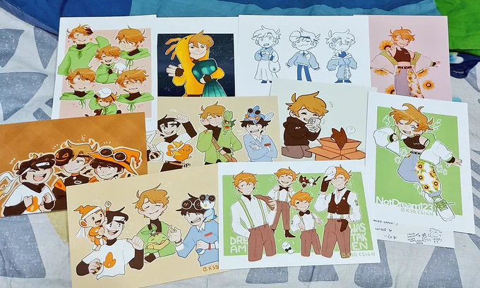 I FINALLY FOUND MY MAIL FROM G AAAAAAAAAAA thank u @ksd_esign for making my night with the serotonin rush from all these goodies im crying look at the liddol stickers im in tears im gonna stick them everywhere AND ABUNDANCE OF PRINTS HELLOOOO  (and the skrunkliest dre ever omg) 