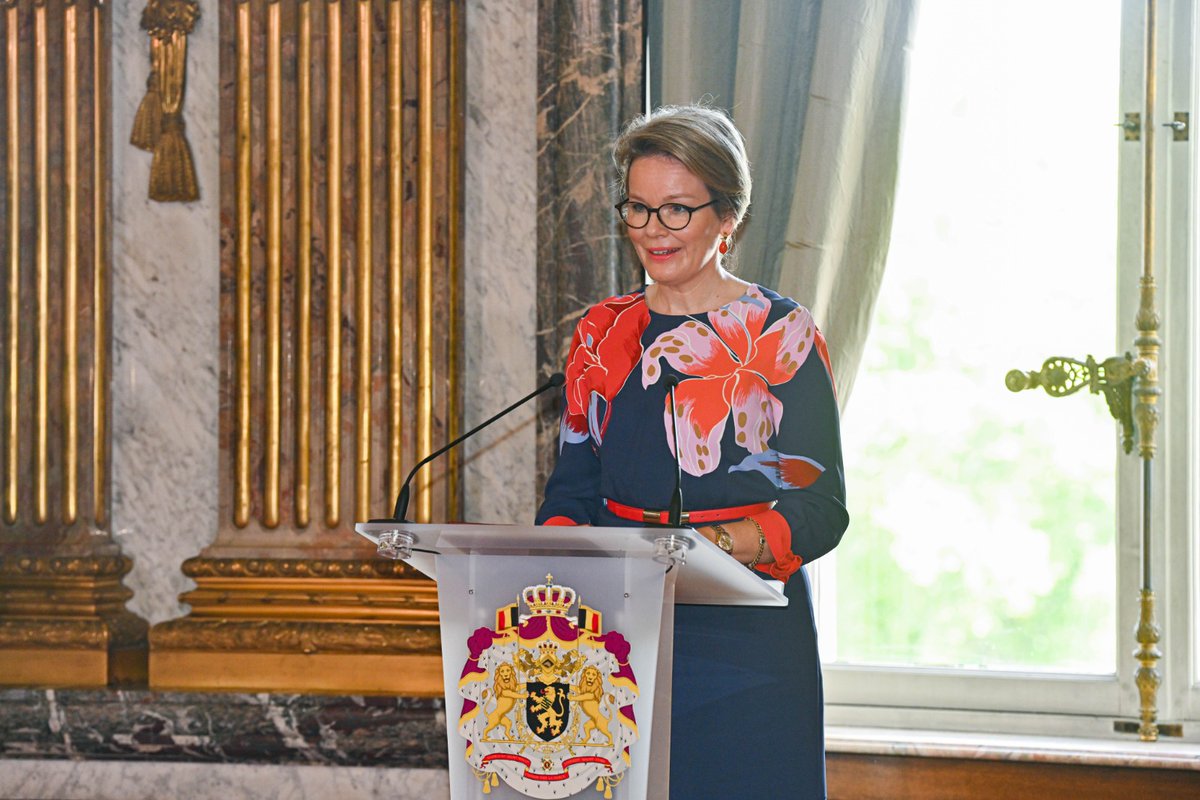 MonarchieBe's tweet image. 🏆 De Koningin reikt de Koningin Mathildeprijs uit aan vzw Brake-out, die zich inzet voor de inclusie van jongeren met een verstandelijke handicap.