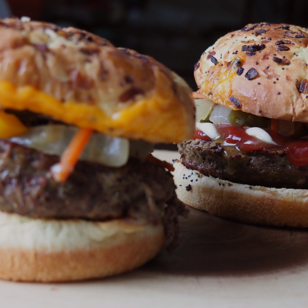 Fill in the blank: I like my burgers with ________. Comment below how you like your burgers! #ThousandHillsCattleRanch #THCR #ThousandHillCattle #certifiedorganic #certifiedorganicbeef #hamburgers #cookout #farm #cattle #farmlife #farmerlife #cattlefarm #cattlefarming #ranchl...