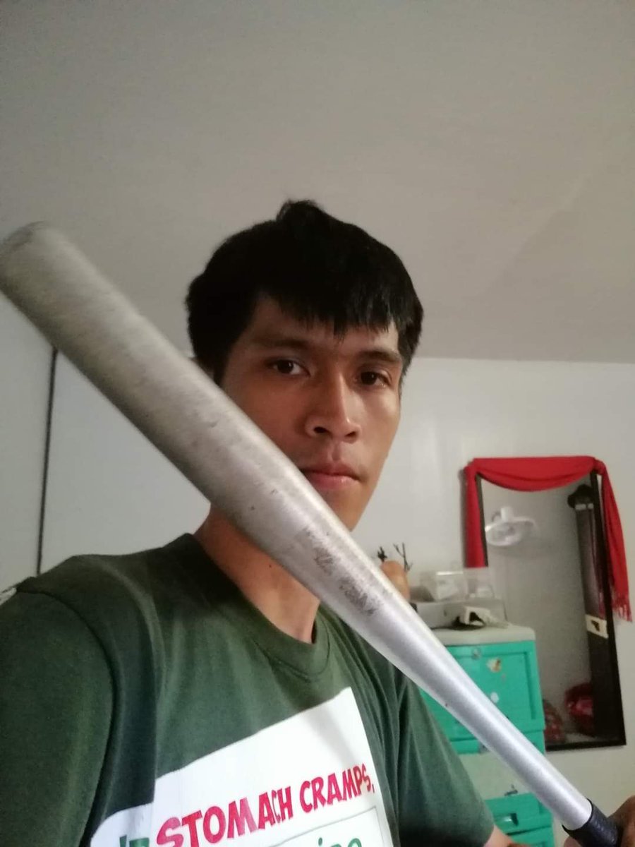 fabro_dk's tweet photo. Kumusta Gago Baka Ipapalo ko sa Ulo mo ito Pag Hindi Ka Tumigil Diyan https://t.co/pbHkrpUkVW