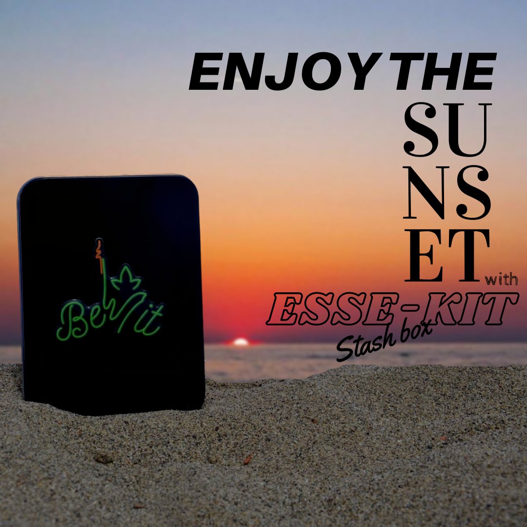 BELIT49599240's tweet photo. Ultimate #steshbox! All you need to enjoy a great sunset!  
#weedsmokers #cannabisculture #CannabisCommunity #cannabisindustry #CBD #WeedLife #weedkit https://t.co/iZpbehLw8h
