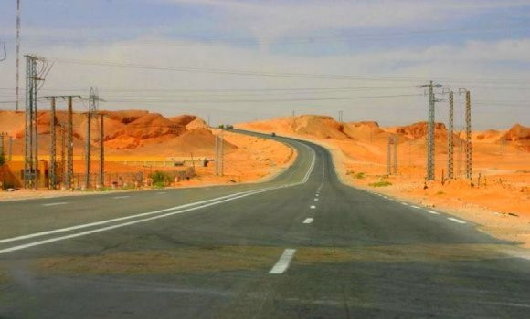 APS_Algerie's tweet photo. #Beldjoud : L'Etat accorde un intérêt particulier aux zones frontalières

https://t.co/Bp6wiOrI2p https://t.co/tLzZSoGW0H
