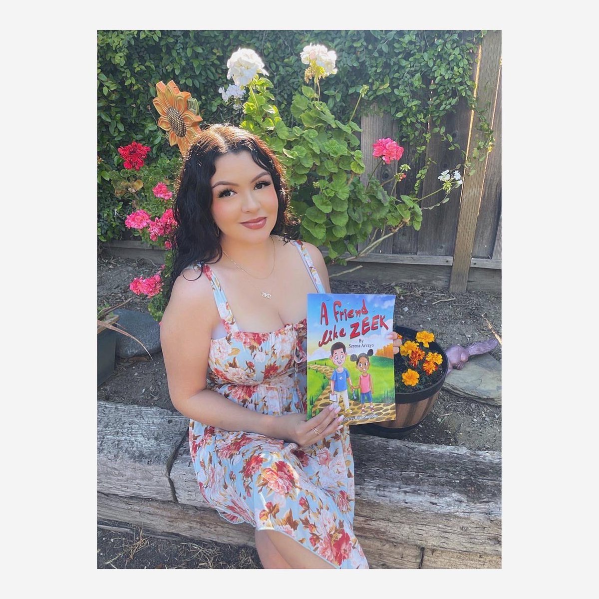 aFriendlikeZeek's tweet image. So surreal to hold my book for the first time! I am so grateful and proud of the outpour of love and support we have received. Check out our book out now! 
 amazon.com/dp/B09ZVGQ2T7/…
#asd #autism #childrensbook #autismbook #author #amazon #kdp #nonverbal #aac #stimming #autismmom