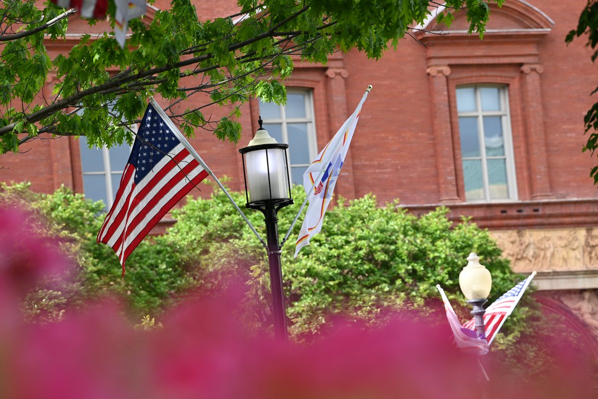 ArvadaPolice's tweet photo. National Police Week is this week. Members from several Colorado Agencies will be in Washington DC, including the Boulder and Arvada Police Departments. Follow us here for regular postings of memorial events. #findthegoodineveryday (https://t.co/8QgGwd7DS9) https://t.co/mF27OoC5Ek