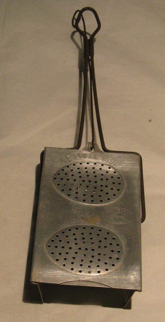 reseaudesmusees's tweet photo. / #QECO la réponse/
Le pouvoir de la poche unissait ces objets ! Dans l'ordre: poche de fondeur (#musée de la grosse #forge), poche-œuf (Les Muséales de #Tourouvre), poches de vêtements (Musée de @MuseedeVire), vide-poche (Pôle Muséal #Lisieux #Normandie).
#collections #musée https://t.co/dxlBH8ArJp
