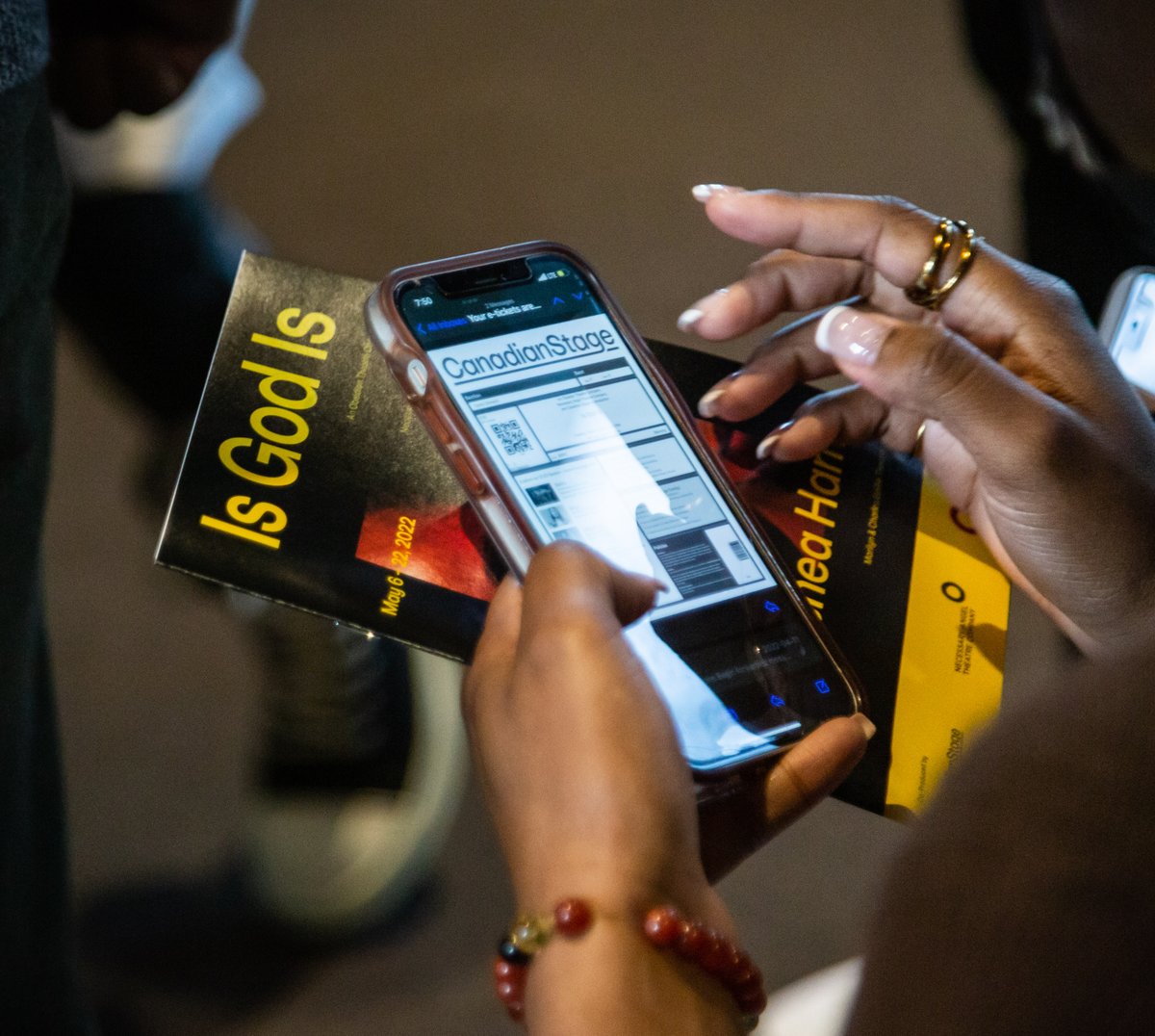 obsidiantheatre's tweet photo. Thank you to everyone who made the Is God Is Black Out Night on May 10th an evening to remember.
#OTCBlackOutNight #OTCIsGodIs
@necessaryangel @canadianstage @BlackPledgeCa https://t.co/TnuoY2kT3O
