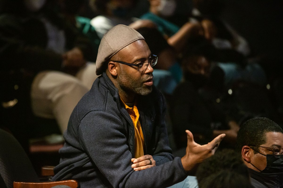 obsidiantheatre's tweet photo. Thank you to everyone who made the Is God Is Black Out Night on May 10th an evening to remember.
#OTCBlackOutNight #OTCIsGodIs
@necessaryangel @canadianstage @BlackPledgeCa https://t.co/TnuoY2kT3O
