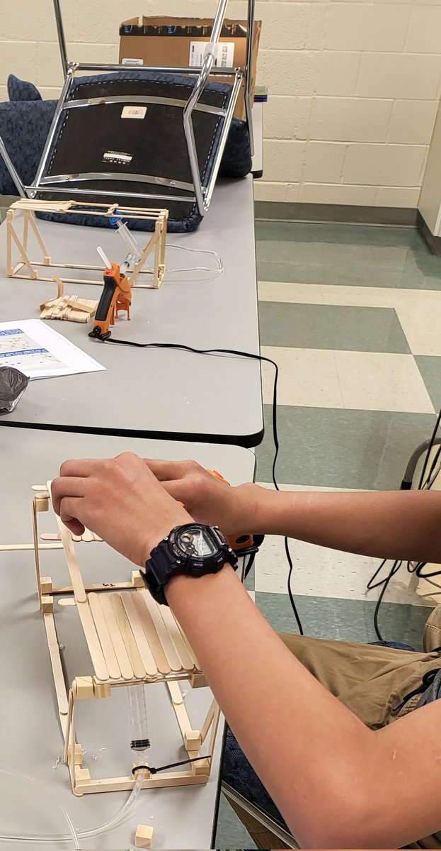 Tonight is the last night of the JETS program for the spring 2022 semester! All classes are now preparing for the banquet this Sunday. Below is the structural engineering class building their bridges. #Engineering #STEMeducation