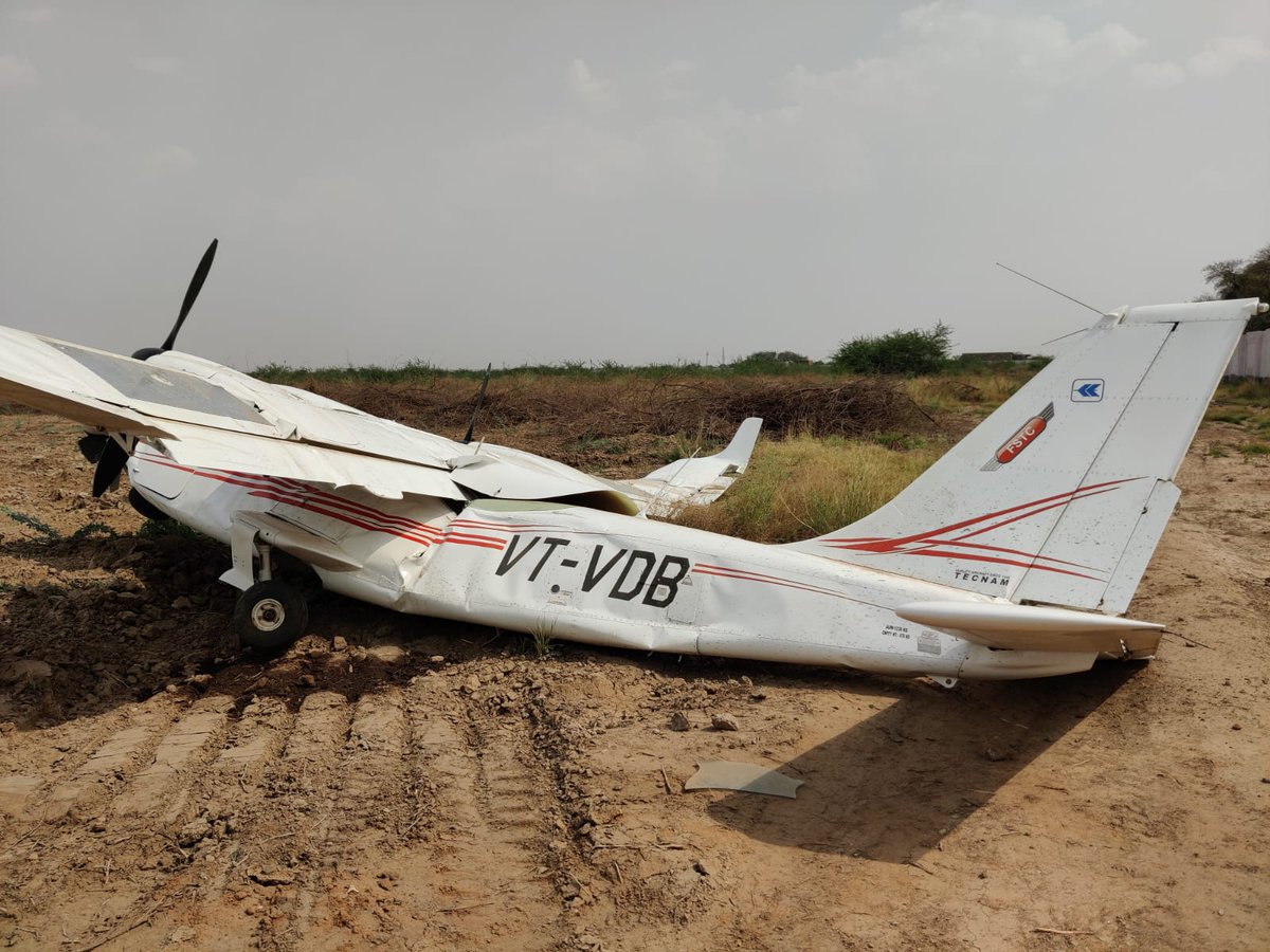 shukla_tarun's tweet photo. Crash :

- A FSTC Technam 2006 aircraft VT-VDB crashed during a touch and go training in Bhiwan i( Haryana) due to loss of power today while @DGCAIndia team happened to be present there

- Cadet safe but injured

Some pcs : https://t.co/BjKDedsLJ3