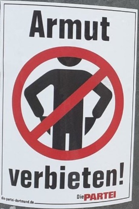 eule_anja's tweet photo. #LTWNRW2022 

Zu #arm, um wählen zu gehen?
Weil ja doch keine Partei etwas für dich tut?

Wie wäre es mit einem #Existenzmaximum, um damit ein deutlich besseres #Existenzminimum zu finanzieren?

Jede Stimme für @Die_PARTEI_NRW ist eine Stimme gegen die Umverteilung nach Oben! https://t.co/yVRcmsUmnv