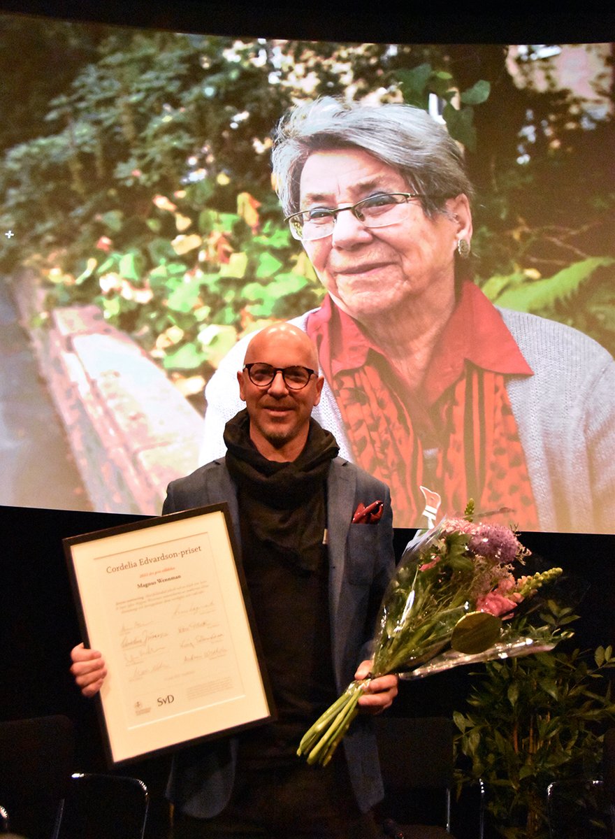 .<a href="/Aftonbladet/">Aftonbladet</a>:s bildjournalist <a href="/MagnusWennman/">Magnus Wennman</a> och <a href="/dagensnyheter/">Dagens Nyheter</a>:s mellanösternkorrespondent Nathan Shachar fick på onsdagen Cordelia Edvardson-priset bit.ly/38hVOck <a href="/SvD/">Svenska Dagbladet</a> 📸 Svante Emanuelli <a href="/Stockholms_univ/">Stockholms universitet</a>