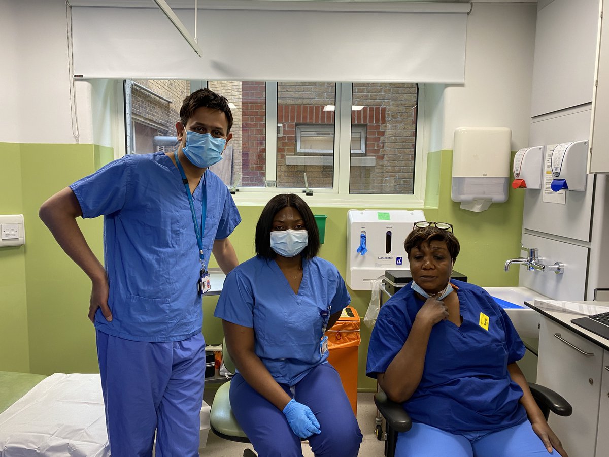 PrashVas's tweet image. Celebrating our amazing nurses in #KingsDFC and on #Oliver ward @KingsCollegeNHS 

#InternationalNursesDay2022 #IND2022 

@RichardFrempo10 @felicia_kwaku @CoxAlisoncox @DSNforumUK @kingshealth