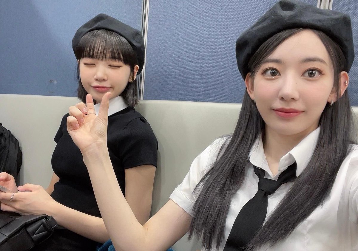 awsakura's tweet image. Let me introduce my personal dumpling who look very very very cute, Kim. Chae. Won 😚 She’s also known as our leader but I’d like to pinch her fluffy cheek. Sorry leader 😝 you know I love you so much 😏💕