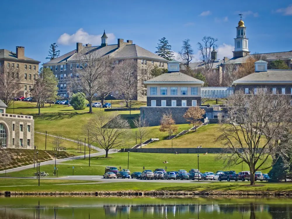 PeteOMara's tweet photo. After a great call with @CoachBWalsh, I am proud to have earned my 8th offer to @colgateuniv! Thank you to the entire @ColgateFB staff. https://t.co/JhI8wVa9Um
