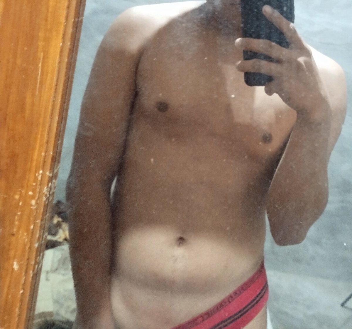 lottiebust05's tweet photo. Body check😂 https://t.co/zLAcXg0yLI